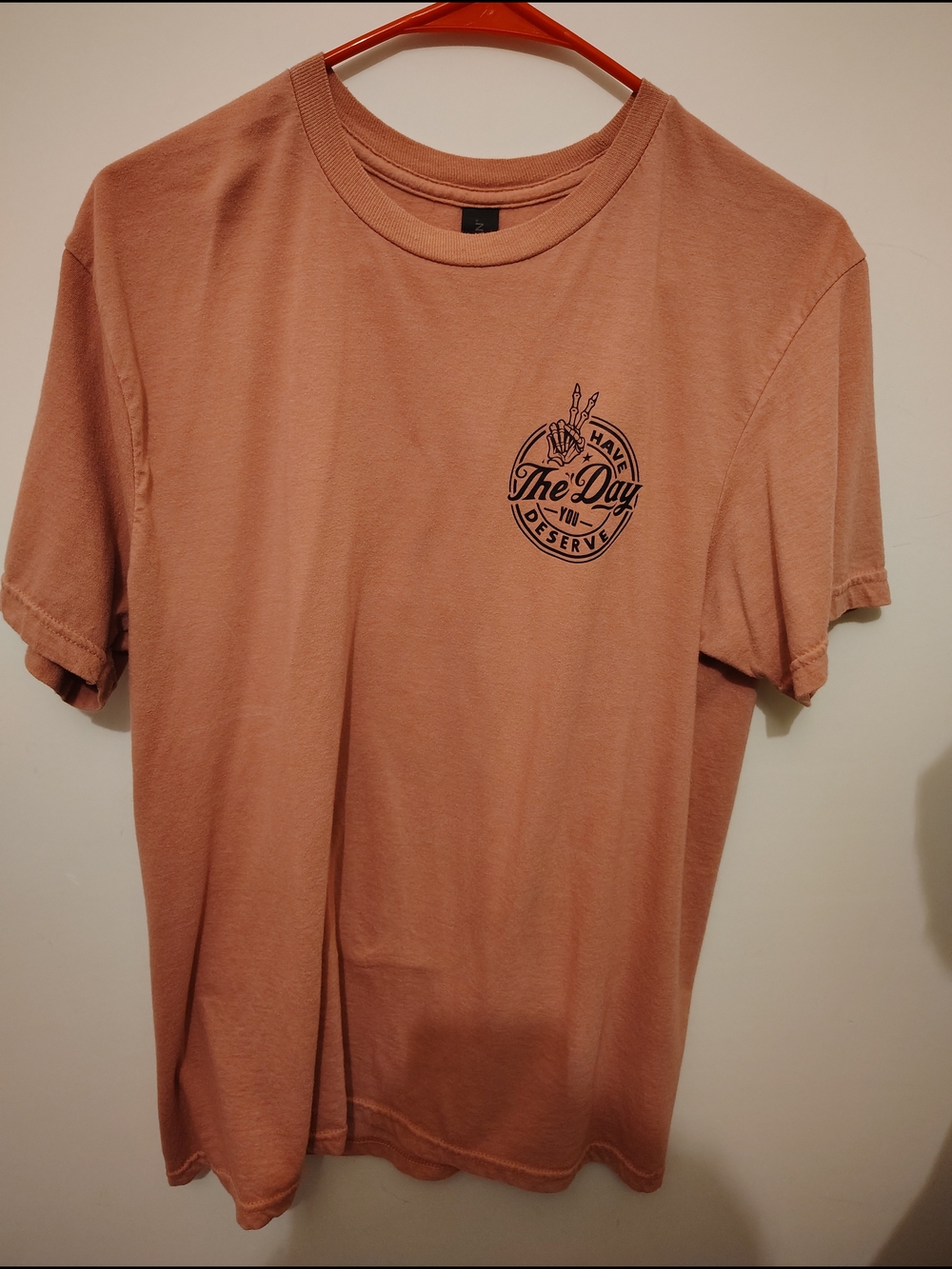 Gildan Women's Short-Sleeve Crewneck Tee in Dusty Rose with Chest Graphic
